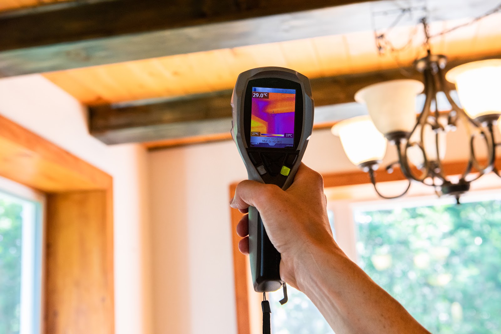 Termovisor FLIR x Termovisor Minipa: Qual modelo vale mais a pena para o seu dia a dia?
