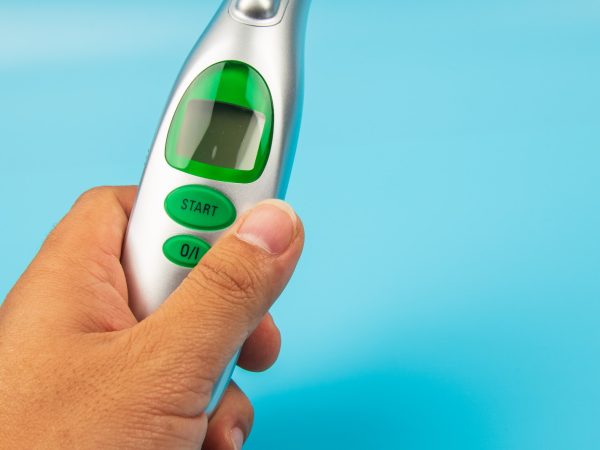 Segurança em campo: A importância do detector de alta tensão e suas aplicações práticas