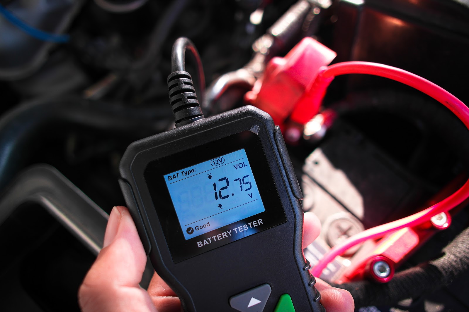 Tacômetro digital Minipa: funcionalidades, aplicações automotivas e critérios de escolha